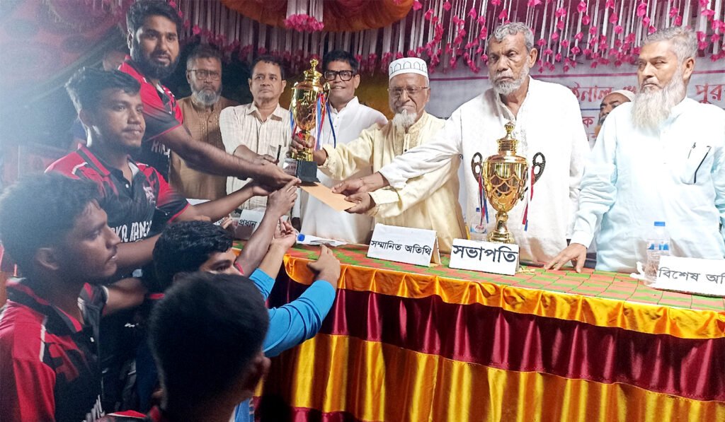 মোরেলগঞ্জে ফাইনাল খেলায় জ্যাম ফাইটার্স চ্যাম্পিয়ন 1 11 4