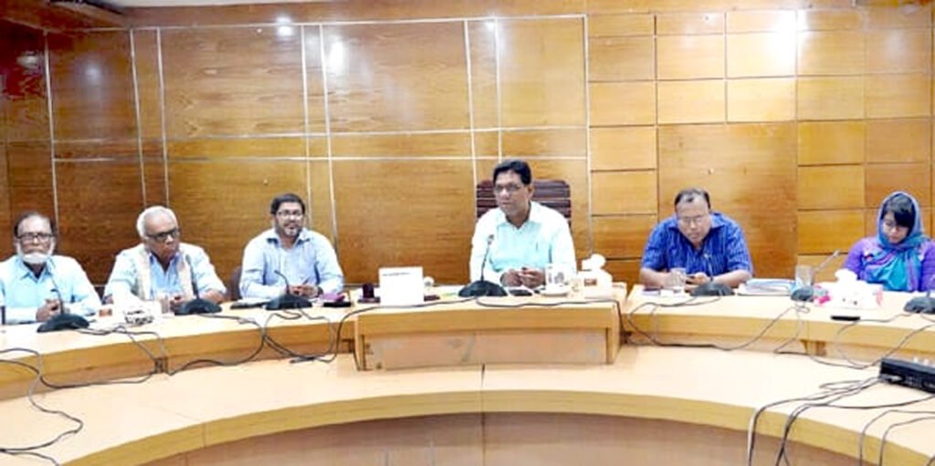 জিয়া হলের স্থানে নান্দনিক স্থাপনা নির্মাণে উদ্যোগ, খুলনাকে আধুনিক নগরী হিসেবে গড়ে তোলার আশ্বাস কেসিসি প্রশাসকের 6 17 7