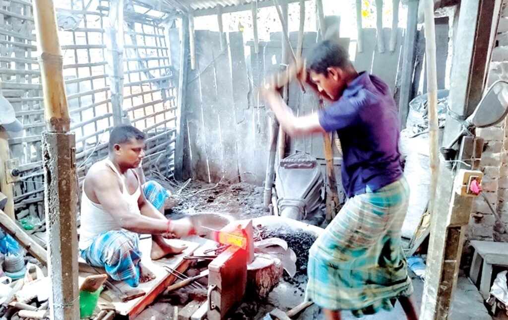 পশু জবাই ও মাংস কাটা ছুরি ও চাপাতি শান দেয়ার ধূম 10 2 3