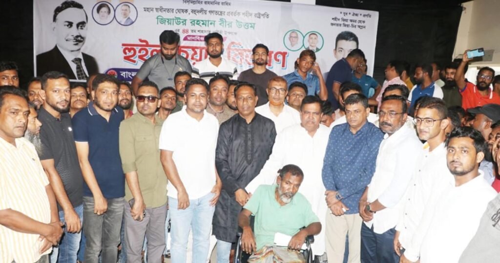 অতীতের মতো যুবদল নেতাকর্মীদের সব সময় অসহায় ও দুস্থ মানুষের পাশে দাড়াতে হবে 5 5 1