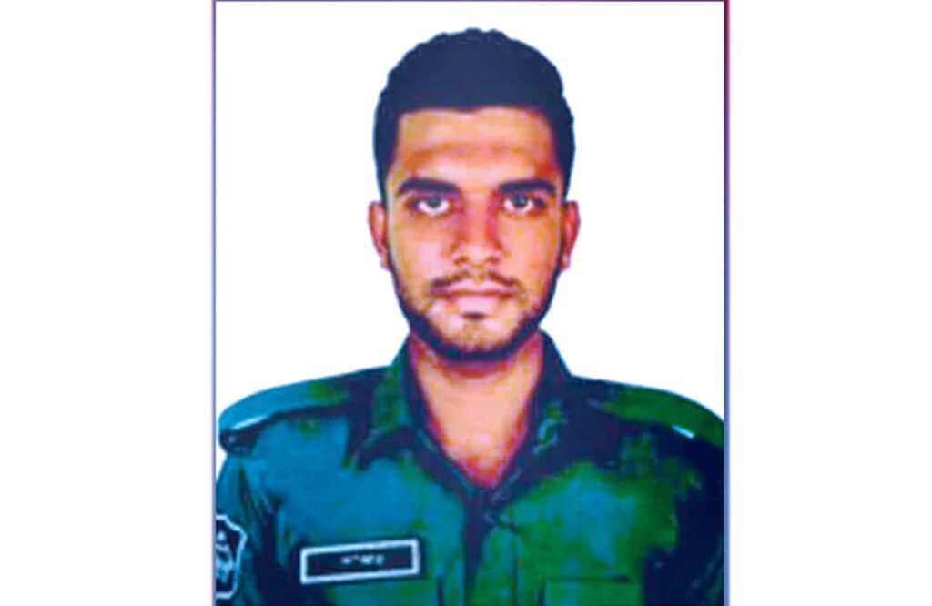 নগরীতে সড়ক দুর্ঘটনায় আহত কনস্টেবলের মৃত্যু 8 5 19