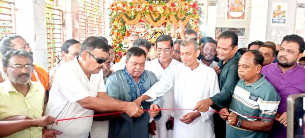 রথযাত্রা উদ্বোধনে বিএনপি নেতা বকুল: “ধর্ম যার যার, নিরাপত্তা সবার অধিকার” 3 8 20