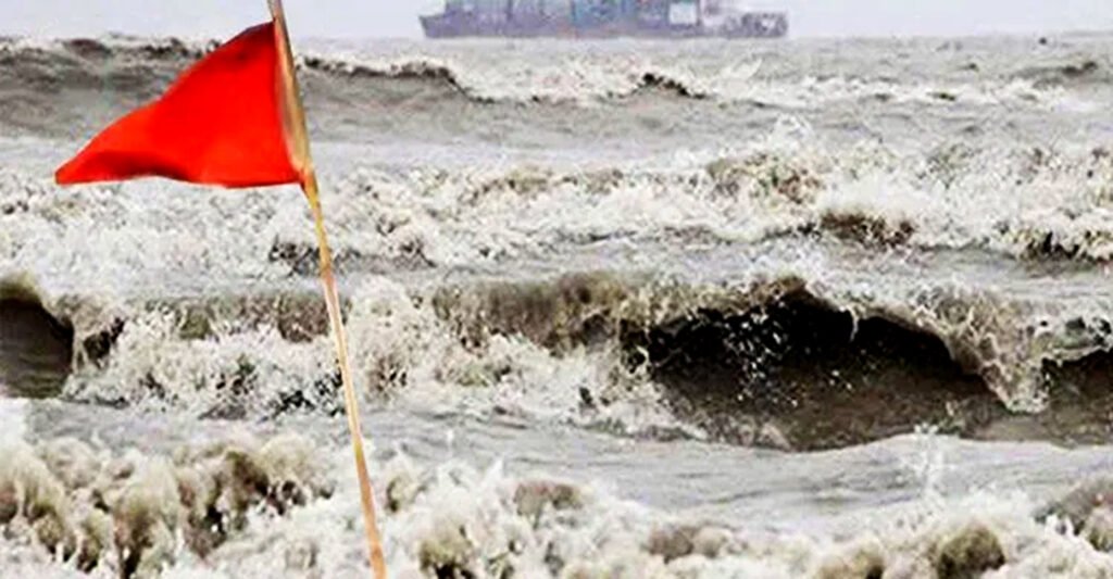উত্তর বঙ্গোপসাগর সংলগ্ন এলাকায় স্থল নিম্নচাপ সৃষ্টি, সারাদেশে আবারও বর্ষণমুখর আবহাওয়া 7 2 12