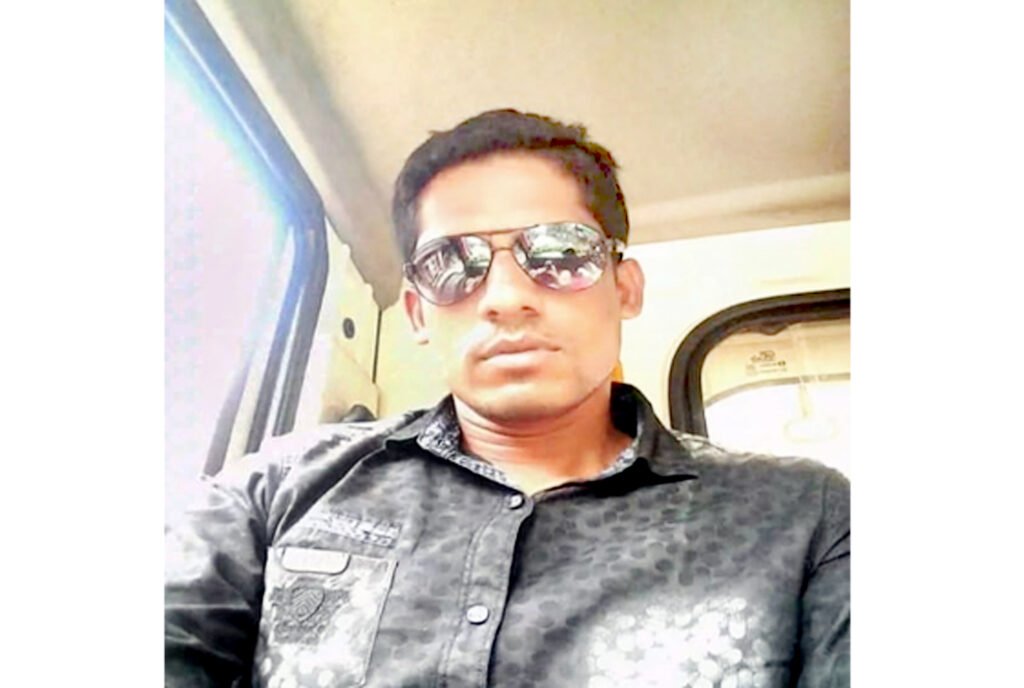 তেরখাদায় পুলিশের ওপর হামলা: প্রধান আসামিকে জেল গেটে জিজ্ঞাসাবাদের নির্দেশ 5 9 18