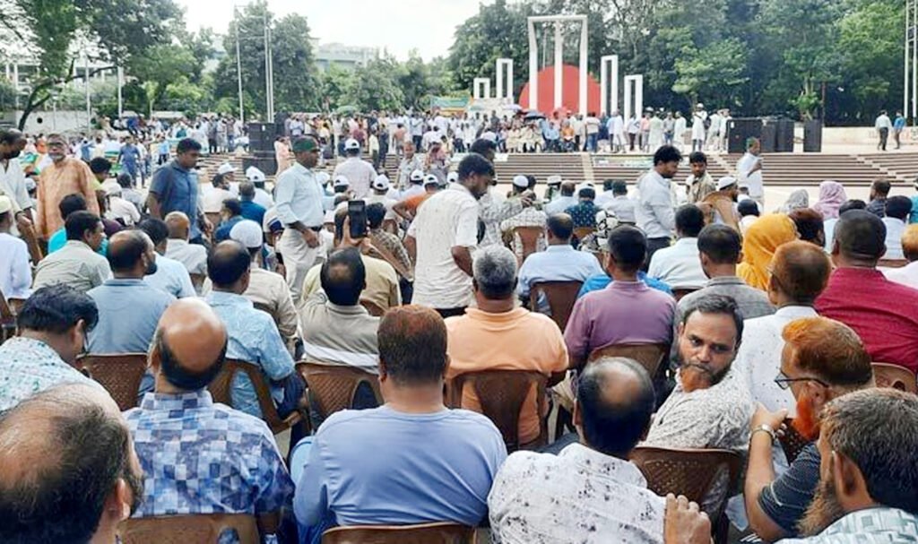 ৩ দফা দাবিতে শনিবার আন্দোলনে নামবেন শিক্ষকরা 3 4 26