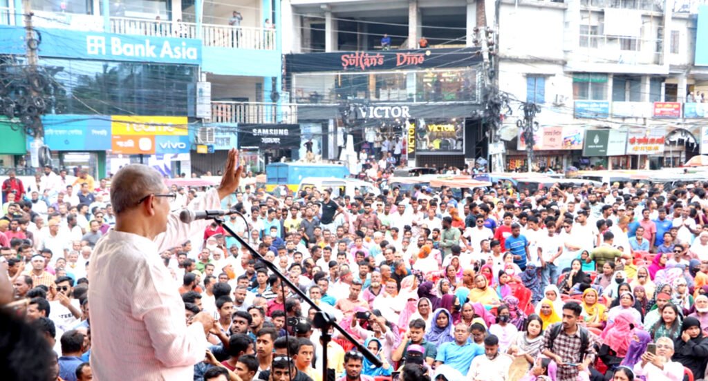 যদি নির্বাচন নিয়ে ষড়যন্ত্র করেন ৭১’র মতো জবাব পাবেন: খুলনায় বিএনপির সমাবেশে আযম খান 1 6 5