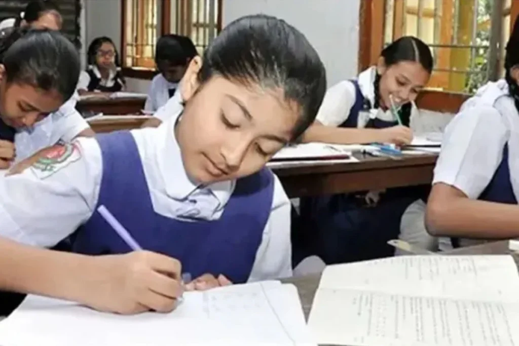 বৃত্তি পেল সাড়ে ৬৮ হাজার শিক্ষার্থী 2 4 1