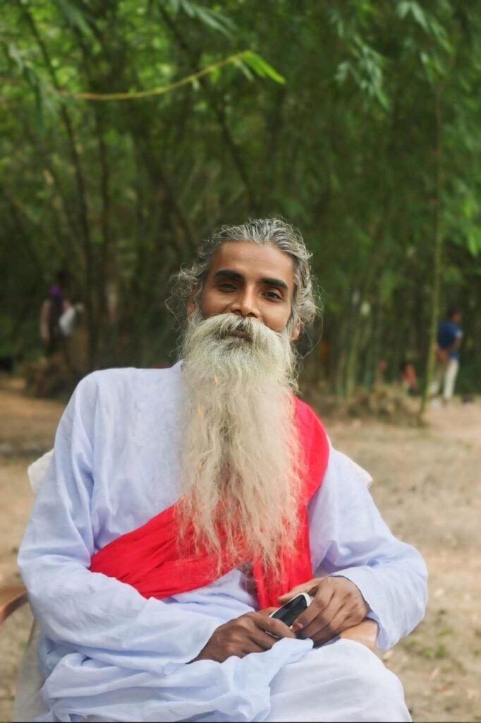 দৌলতপুরে ‘পীর’ শামীম হত্যা : রাজিবকে প্রধান আসামি করে ২০০ জনের নামে হত্যা মামলা 1 111