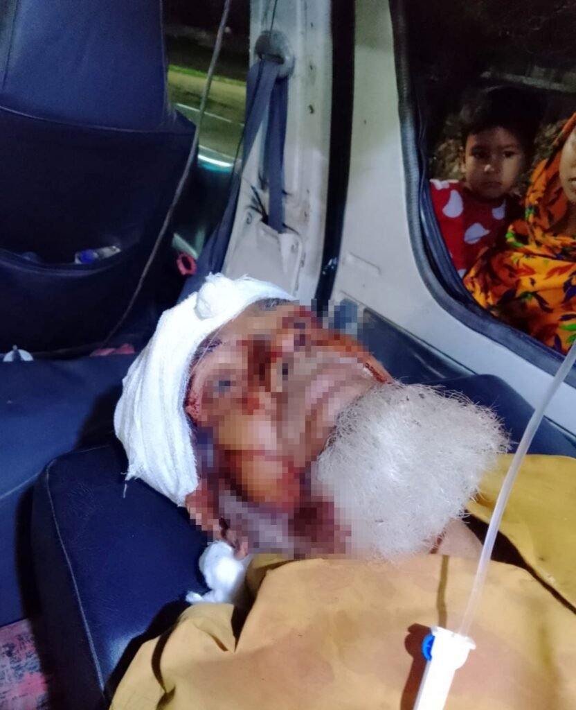 কয়রায় মৎস্য ঘের দখল নিয়ে মারামারিতে ২ জন মারাত্নক আহত 1 WhatsApp Image 2026 04 09 at 5.09.31 PM